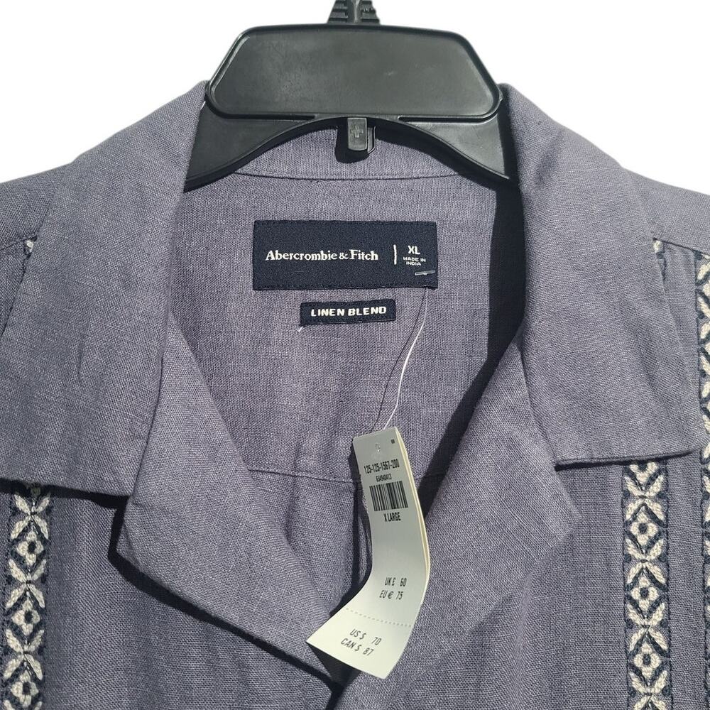 Abercrombie & Fitch Blue Patch Pocket Collared Camp Shirt Size XL NWT - Picture 3 of 4